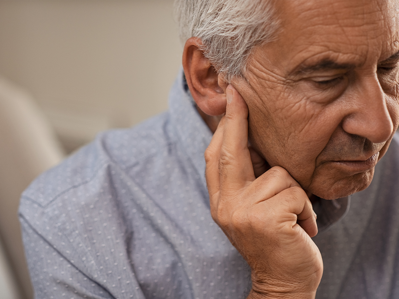 7 Symptoms That Can Result From Hearing Loss