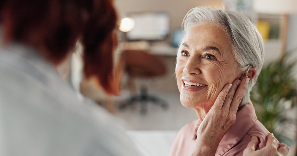 Buying Hearing Aids Online vs In-Clinic